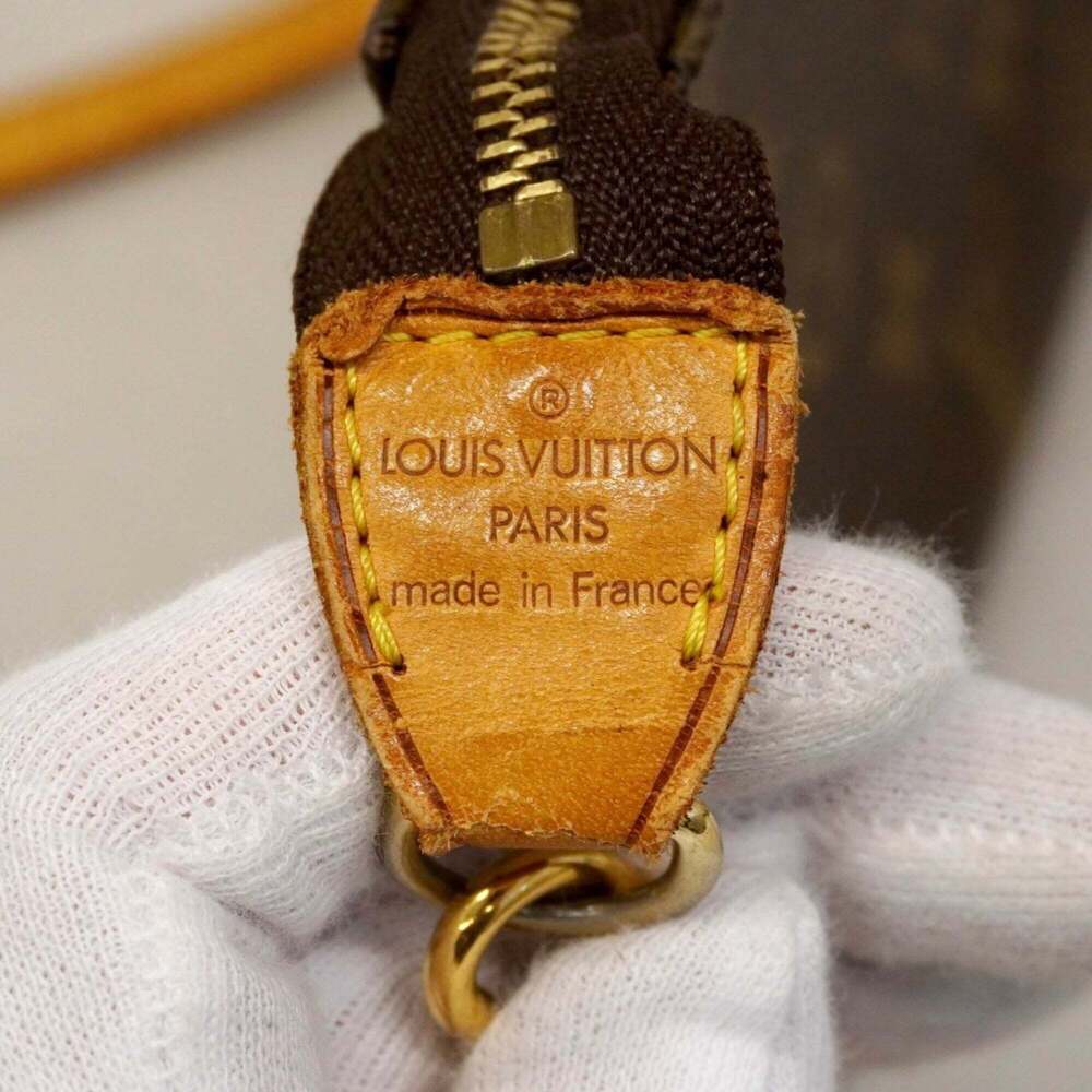LOUIS VUITTON Brown Monogram Pochette Pouch - Picture 5 of 11